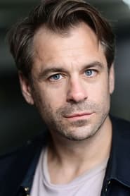 Nikolaus Barton as Sebastian Auer