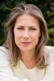 Esther Maria Pietsch as Annika Pietsch