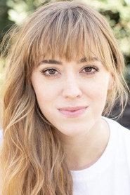 Andrea Bowen photo 3