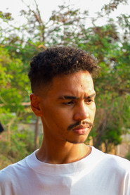 Alex Alc&acirc;ntara