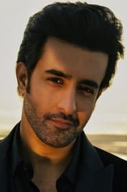 Satyajeet Dubey as Tariq Naqvi