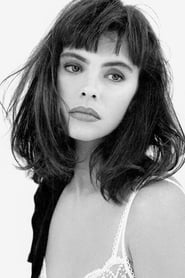 Photo de Mathilda May La chanteuse Cora Madou 