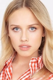 Gracie Dzienny as Rachel