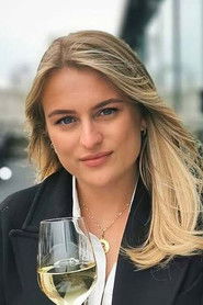 Robin Bogaart is Self