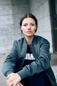 Julia Hartmann 1400x2100