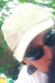 Marian Dora headshot