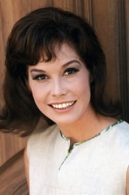 Mary Tyler Moore as Sam (voice) (uncredited)