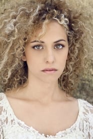 Elena Starace as Noemi