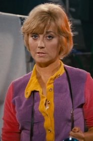 Marjie Lawrence as Aunt Connie