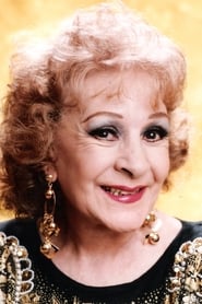 Amparo Arozamena is Amalia, Betty's mother