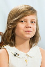 Helena-Maria Reisner as Leelo