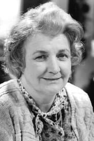 Jean Boht as Doris Quinn