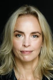 Nina Hoss is Doris Goethe