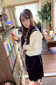 中森ななみ