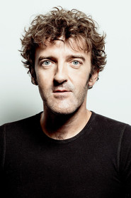 Jason Hazeley as Mitt Sniff