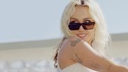 Miley Cyrus - Endless Summer Vacation (Backyard Sessions) en streaming