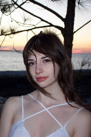 Roxsy Lee Wood