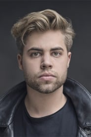 Lean Fargel as Tobias Schorn