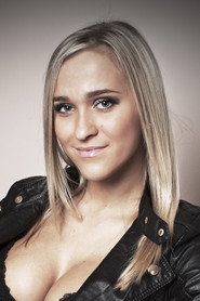 Nela Slováková photo 2