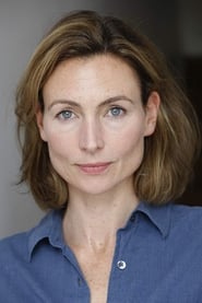 Annabel Mullion as Felicity Vale