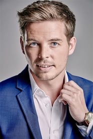 André Lotter as Chris Fourie