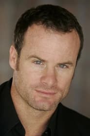 Andy Dylan as Nathan Madden