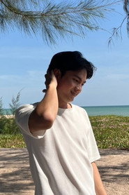 Makornthawaj Charoenkornburi 413x620