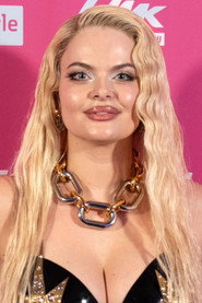 Erika Vikman photo 4