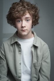 Luke Roessler as Young David / Young James