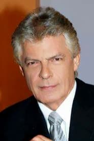 Nikos Dadinopoulos is Andreas