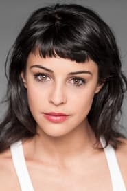 Sara Casasnovas is Ana