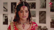 Arnav Taunts Khushi