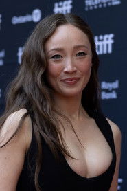 Portrait de Havana Rose Liu dans le rôle de Bea