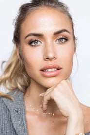 Alena Gerber as Sofie Kanter