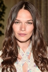 Anna Brewster as Anna Buckingham