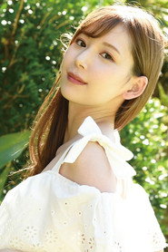 Tsumugi Akari