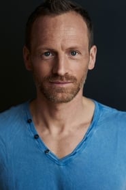 Markus Ertelt as Justus Weiß