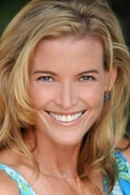 Colleen McDermott as Claudia Simpson