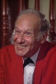 Walter Janovitz as Carl