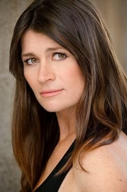 Carrie Lazar as Mark Baum's Mom