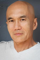 Mark Fukuhara as Beggar