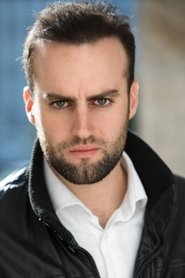 Francesco Zenzola as Agente Aliberti