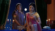 Hamida meets Gulbadan