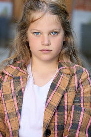 Giulia Lambert is Blondine