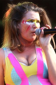 Emilie De Roo 1000x1500