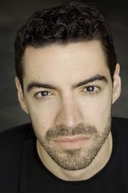 Fabio Tassone as Arturo (voice)
