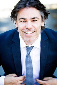Jonathan Holmes