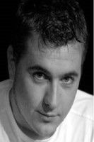 Gérald Izing as Agent DST 2