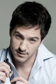 Mauricio Ochmann isTomás