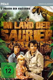 Im Land der Saurier (1974)